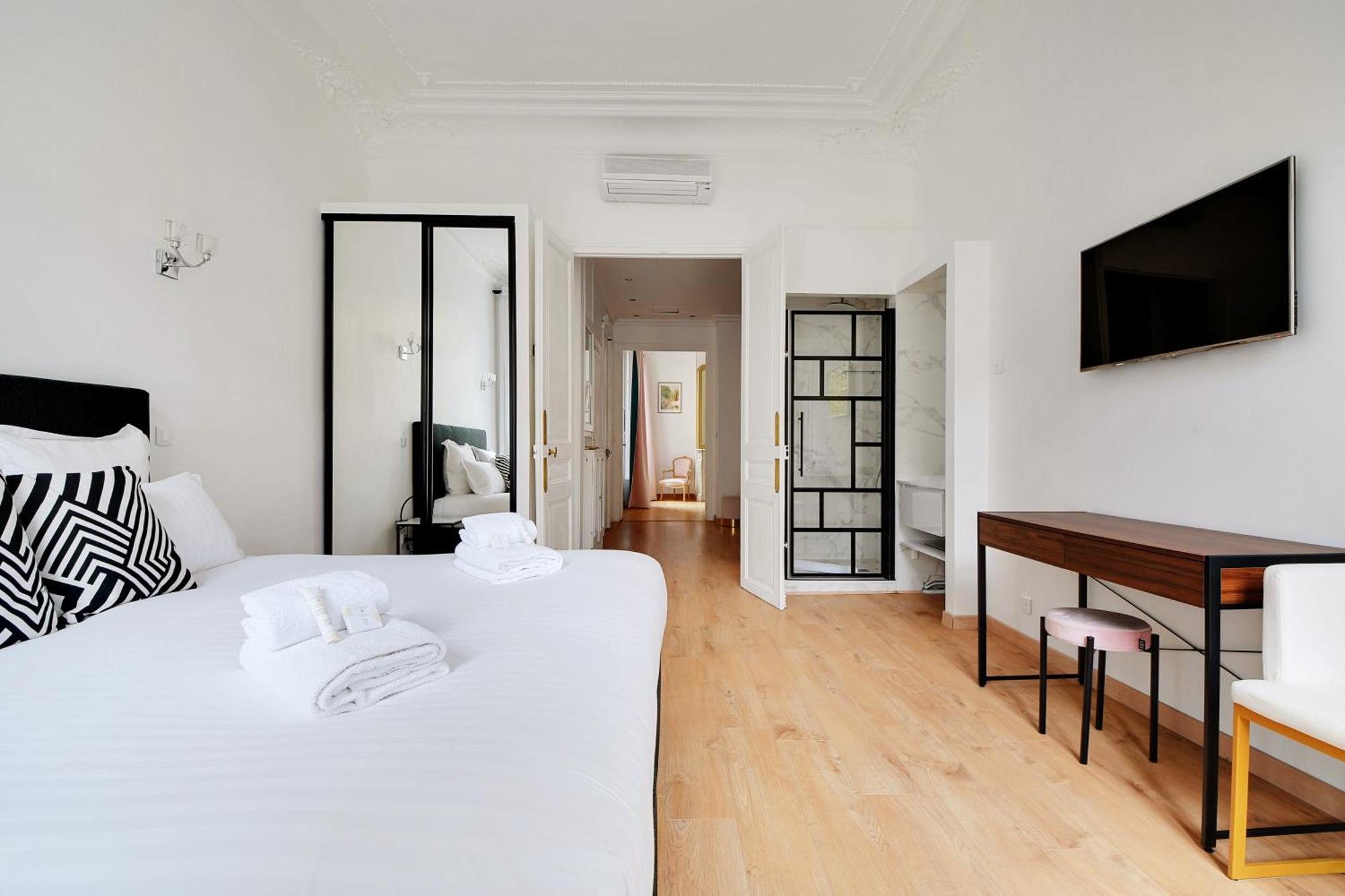 Pick A Flat's In Republique - Avenue De La Republique Apartment Paris