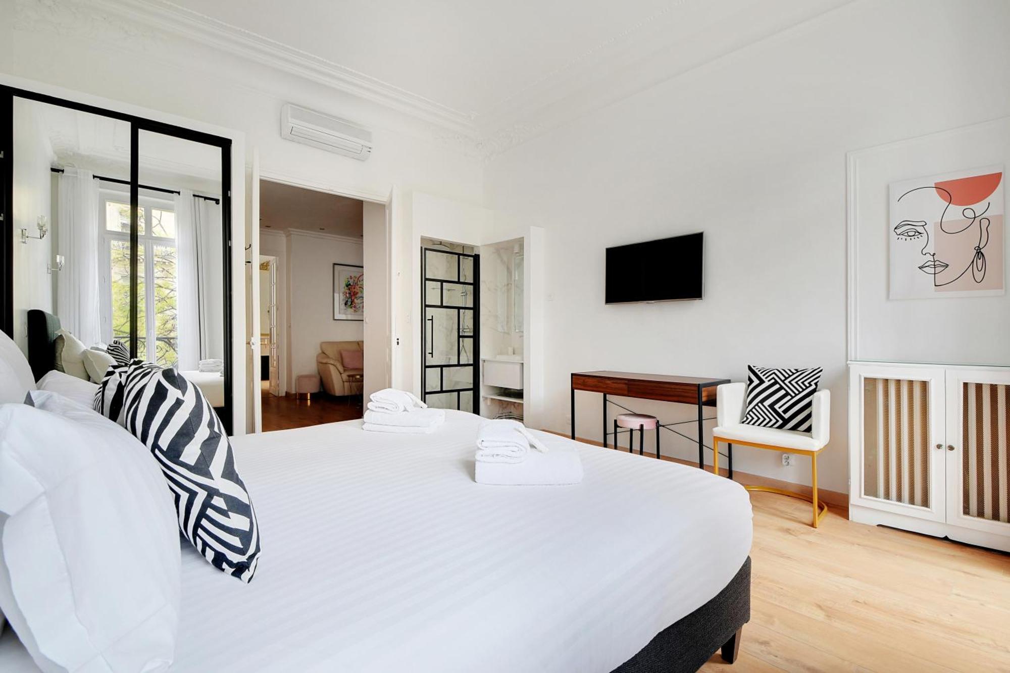Pick A Flat's In Republique - Avenue De La Republique Apartment *