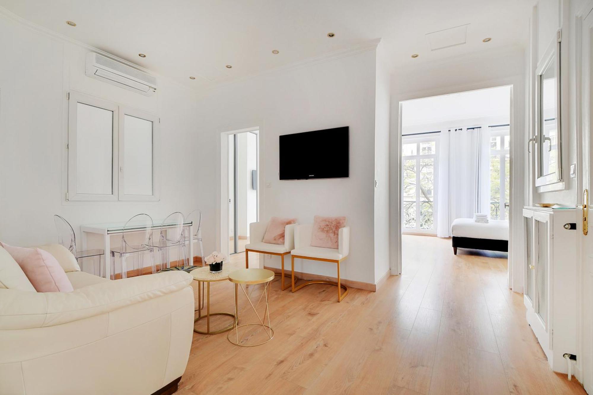 Pick A Flat's In Republique - Avenue De La Republique *